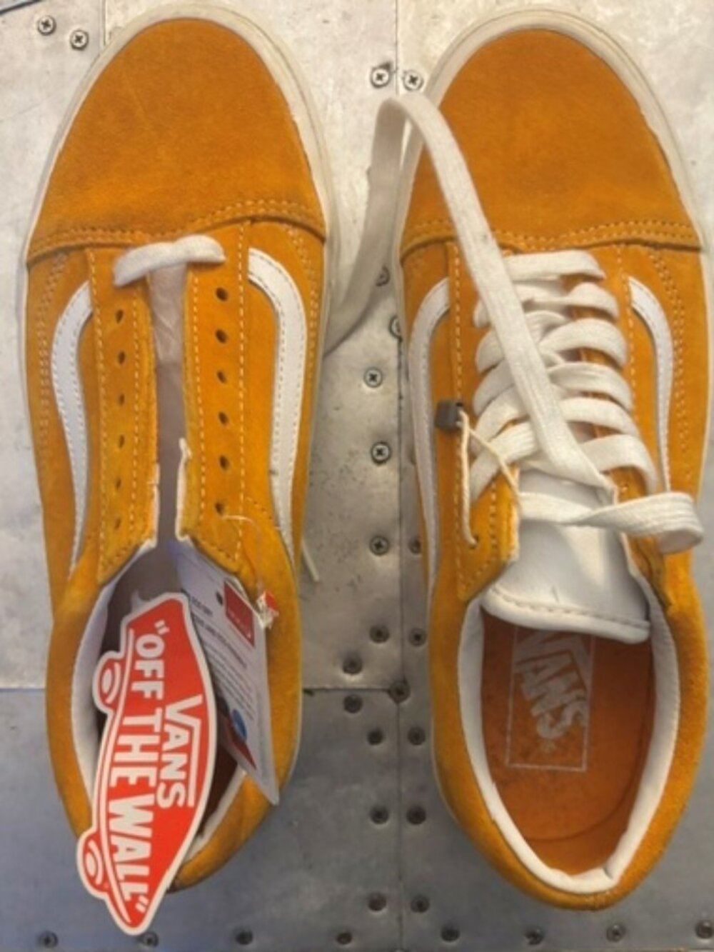 SUNFLOWER SUEDE OLD SCHOOL VANS      BRAND NEW VANS SIZE 7